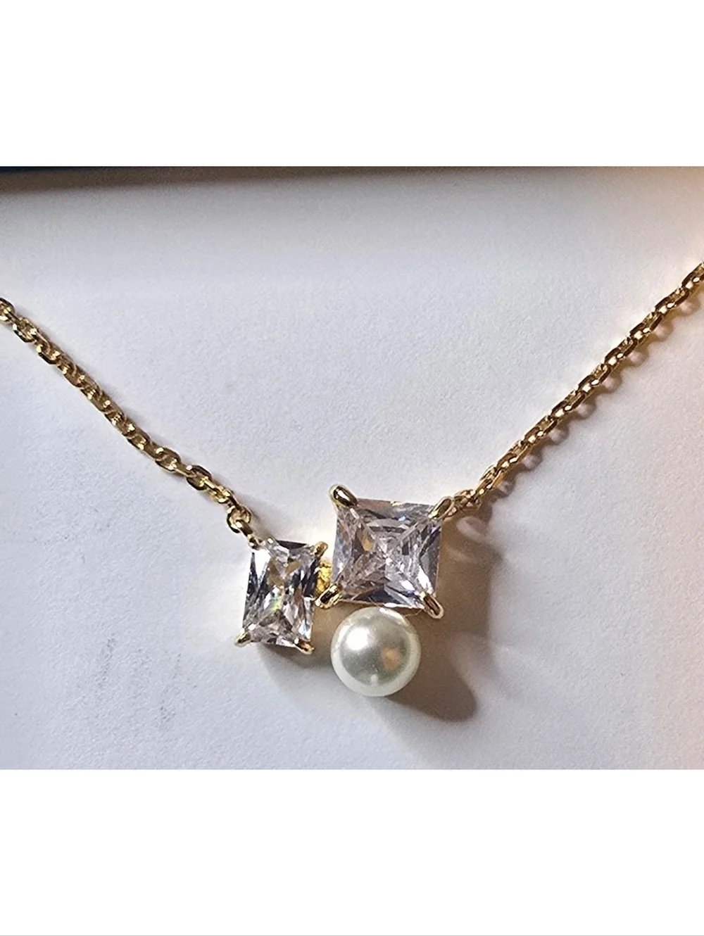 NWT Kate Spade Victoria Pendant Necklace Gold Tone Crystal Faux Pearl Necklace